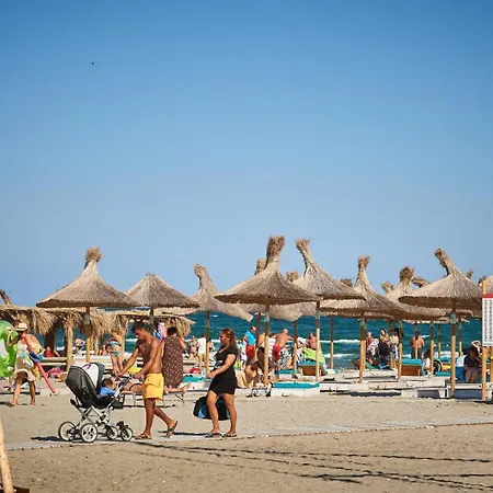 Rif Mamaia Nord Апартаменты Нэводари